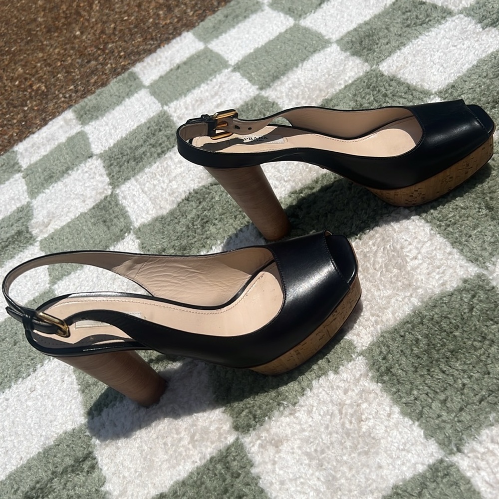 PRADA BLACK PEEP TOE CORK PLATFORM PUMPS - box included - Picture 10 of 17